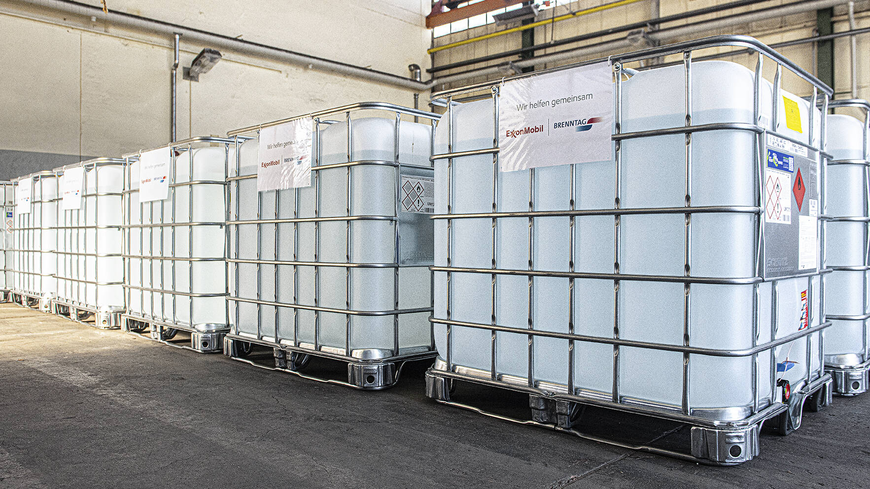 Image Bild: 800-Liter Container Desinfektionsmittel Isopropanol 70